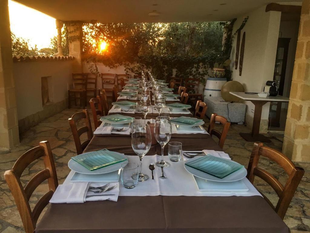 Villa Ceni - Appartamenti Con Camere, Cucina, Wc E Terrazza Sul Mare In Villa Con Piscina, Giardino E Parcheggio Маринелла Экстерьер фото