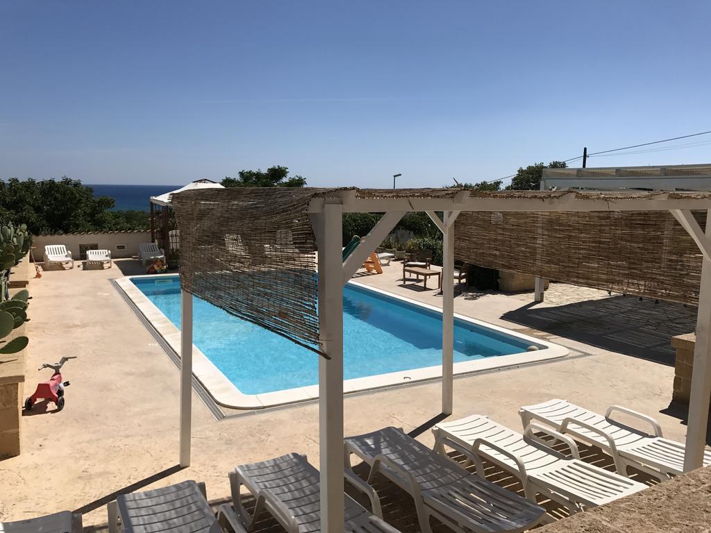 Villa Ceni - Appartamenti Con Camere, Cucina, Wc E Terrazza Sul Mare In Villa Con Piscina, Giardino E Parcheggio Маринелла Экстерьер фото